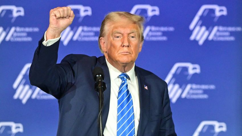 Orbánt méltatta Donald Trump