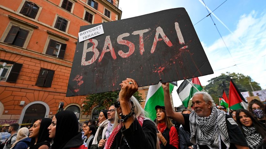 „Salvini, pusztulnod kell” – videóval