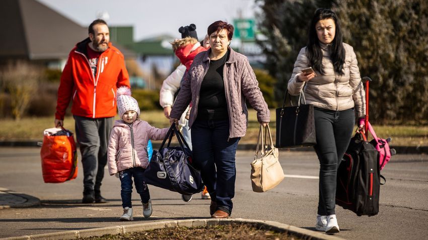 A hadművelet kezdete óta több mint 5 millióan menekültek Oroszországba a Donbasszból és Ukrajnából