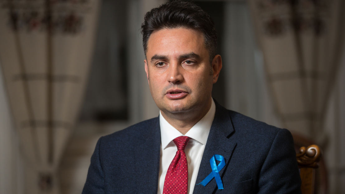 Márki-Zay is tarhálni kezdett