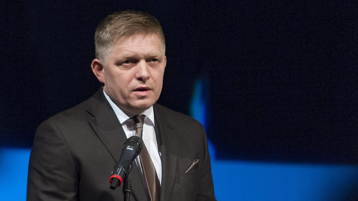 Robert Fico több médiával sem hajlandó szóba állni