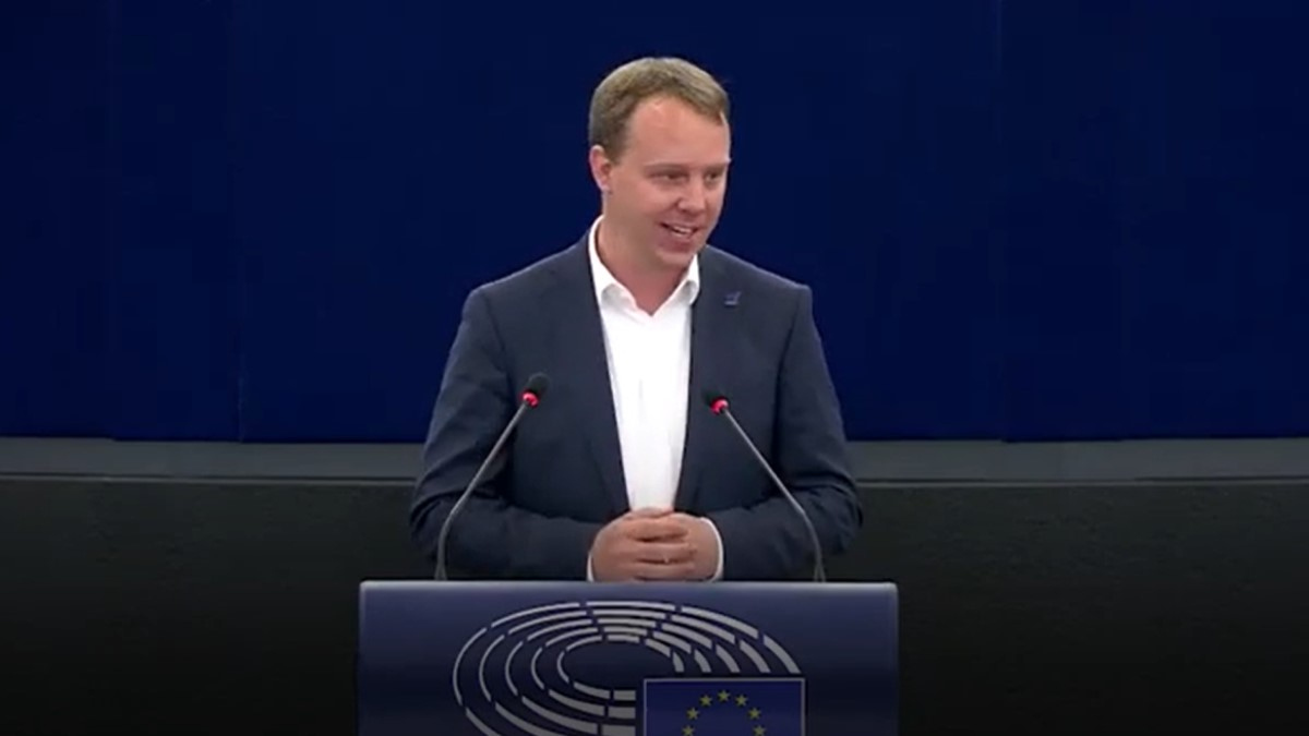 Daniel Freund a véleménynyilvánítás szabadságát is elvenné a magyaroktól