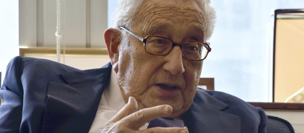 Meghalt Henry Kissinger
