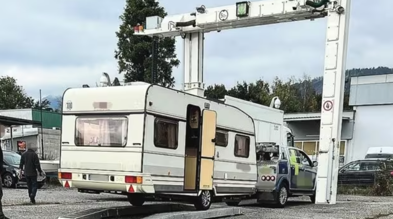 Fegyvercsempészt fogtak az osztrák rendőrök