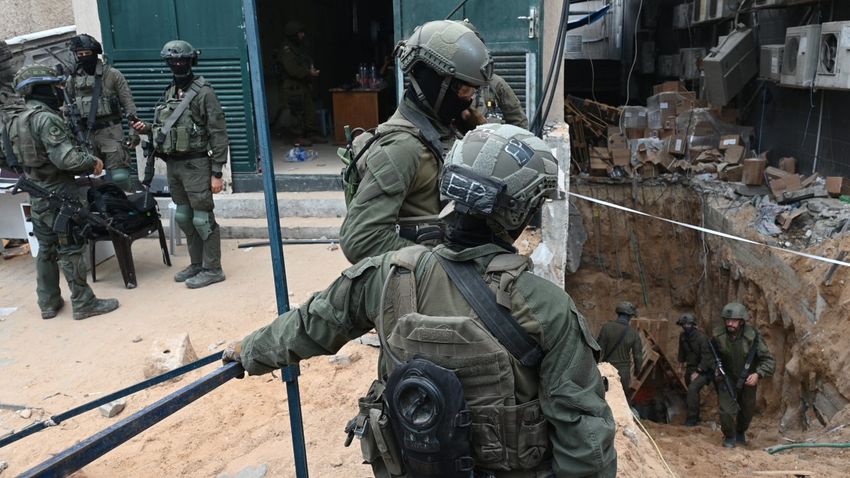 Életbe lépett a tűzszünet Gázában