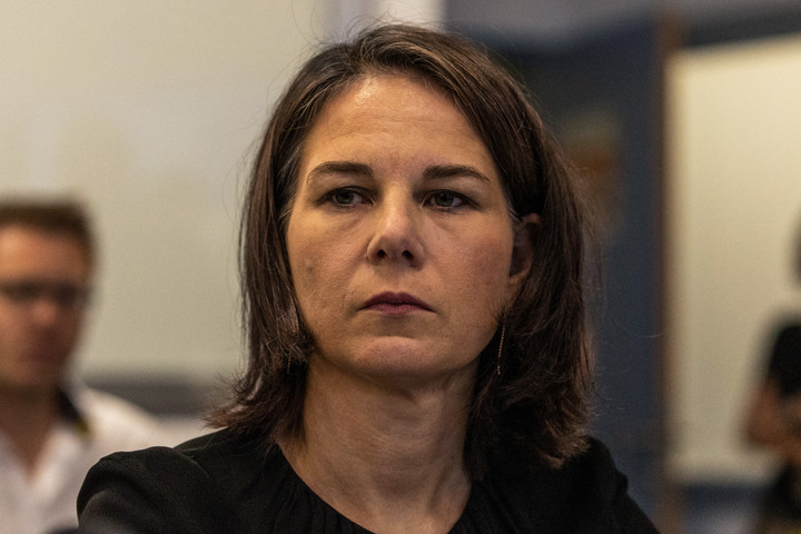 Súlyos vízum és letelepedési botrány – Annalena Baerbock külügyminisztériuma bajban van