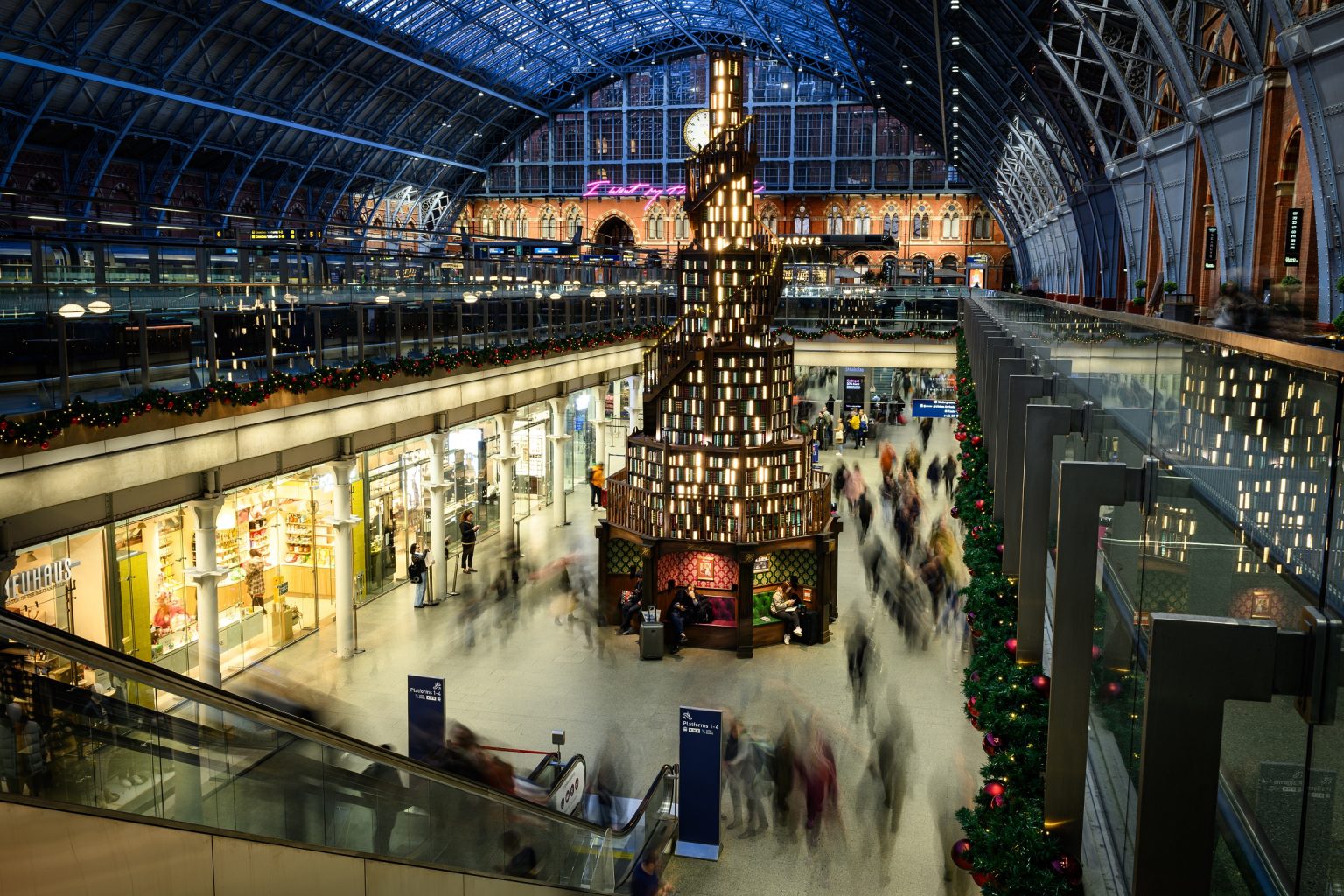 Karácsonyi csoda a londoni pályaudvaron