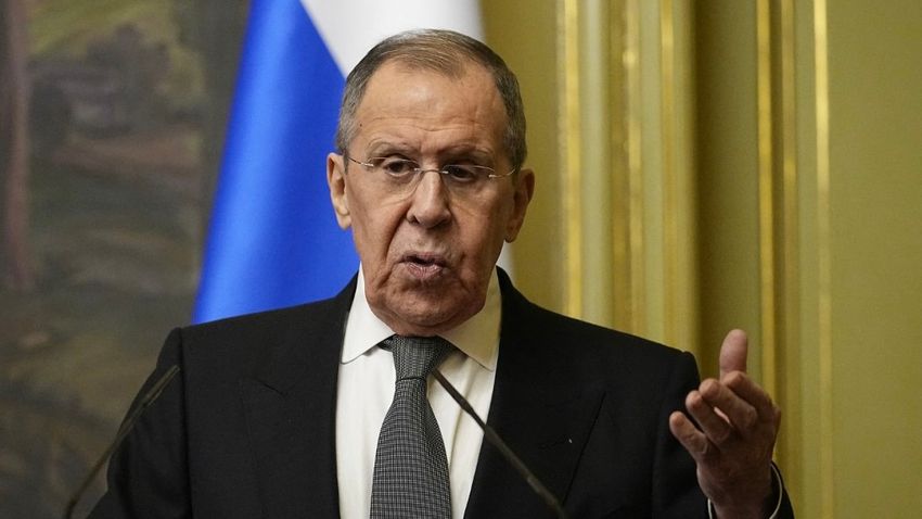 Lavrov szerint a nyugati vezetők bizalmas tárgyalást kezdeményeztek Ukrajna ügyében