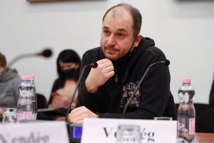 Sokba fáj Karácsony jogi főtanácsadója az adófizetőknek