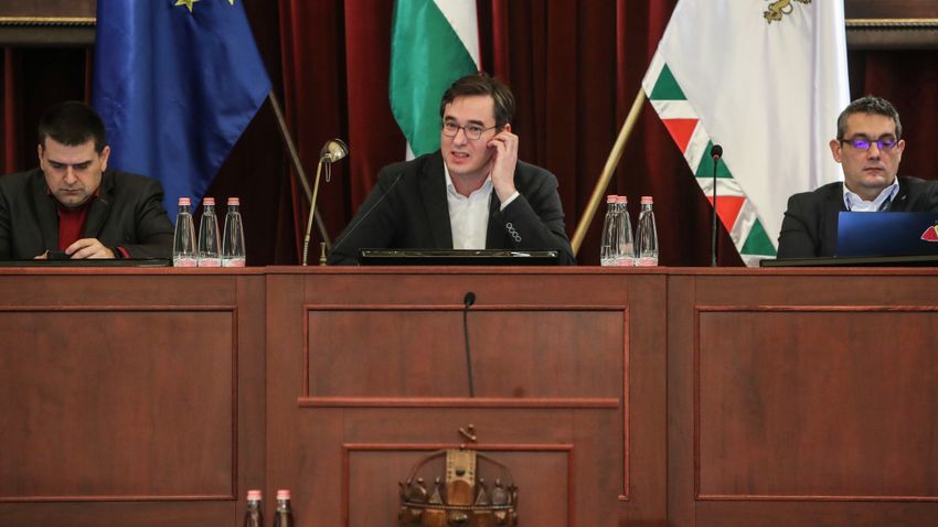 Megkezdődött a választási pénzszórás