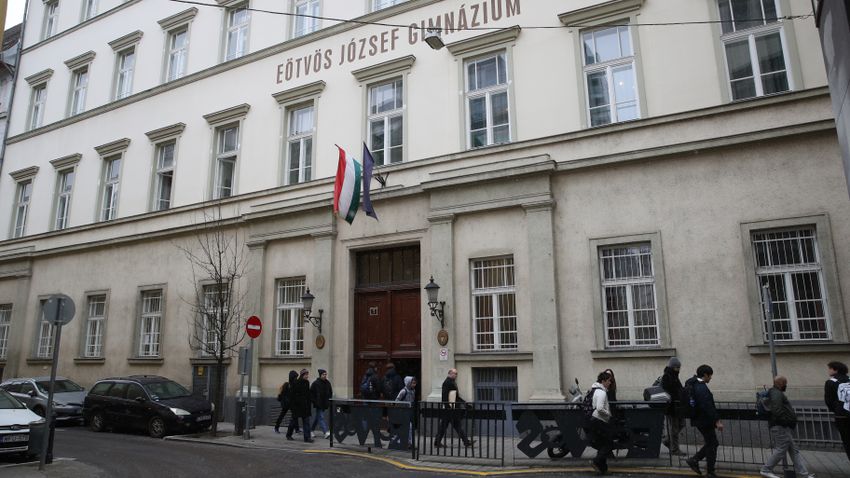 Az Eötvös Gimnázium korrupciós bűnügyében már van gyanúsított