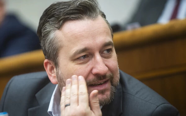 „A Nyugat most betiltja a hamburgereket és az amerikai részvételt a sporteseményeken?”