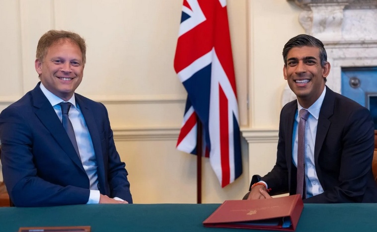 A brit védelmi miniszter háborúra készül Oroszország, Kína, Irán és Észak-Korea ellen