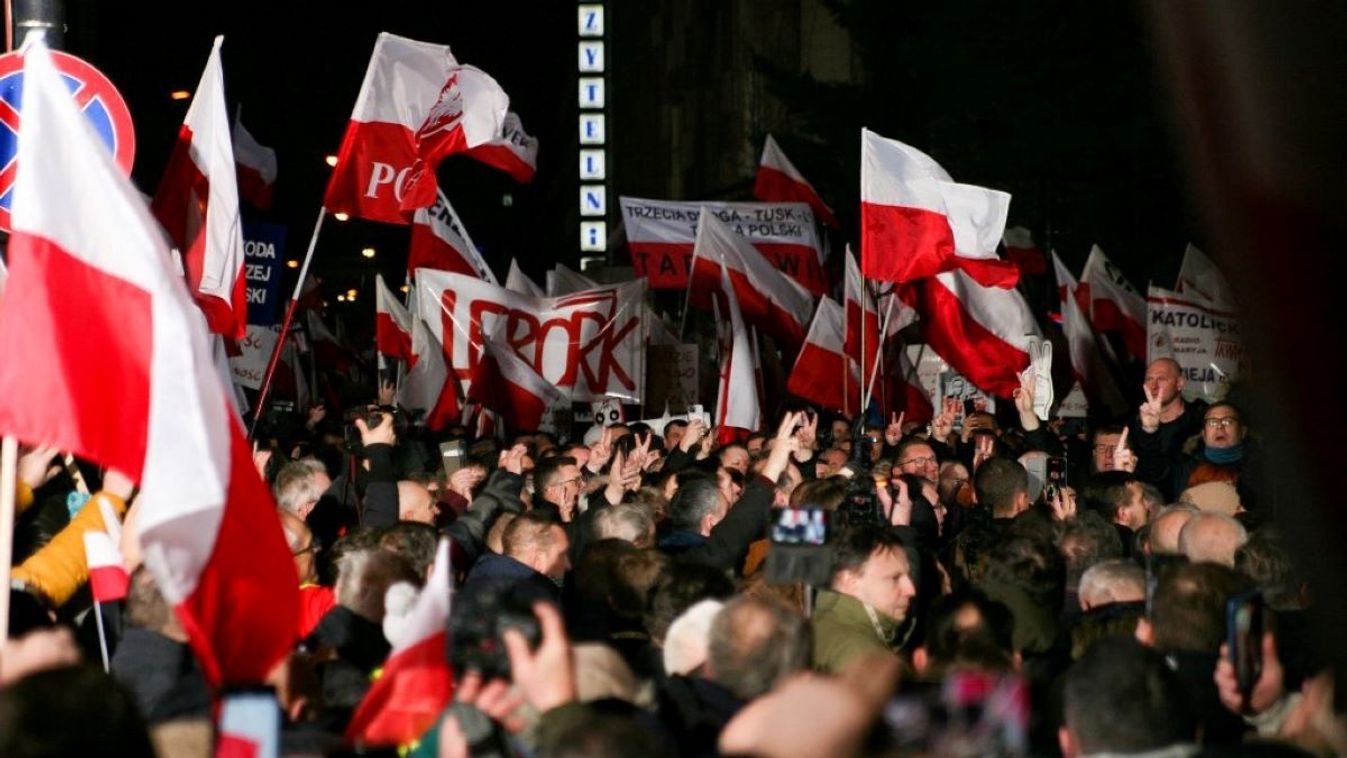 A lengyel alkotmánybíróság kimondta, hogy alkotmányellenes volt a lengyel közmédia felszámolása