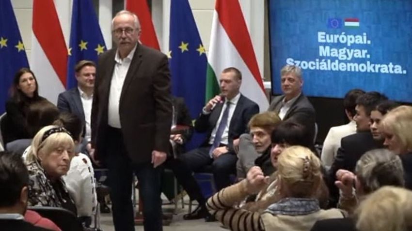 Megzavarták a DK fórumát