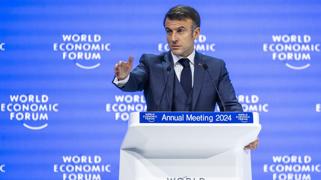 Macron aláírta a vitatott új francia bevándorlási törvényt