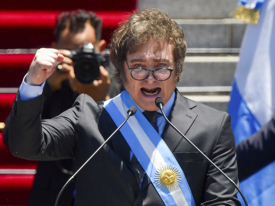 Argentína új elnöke Nagy-Britanniát a Falkland-szigetekhez való jogaira emlékeztette