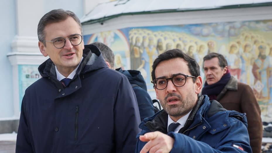 Az új francia külügyminiszter első útja Kijevbe vezetett