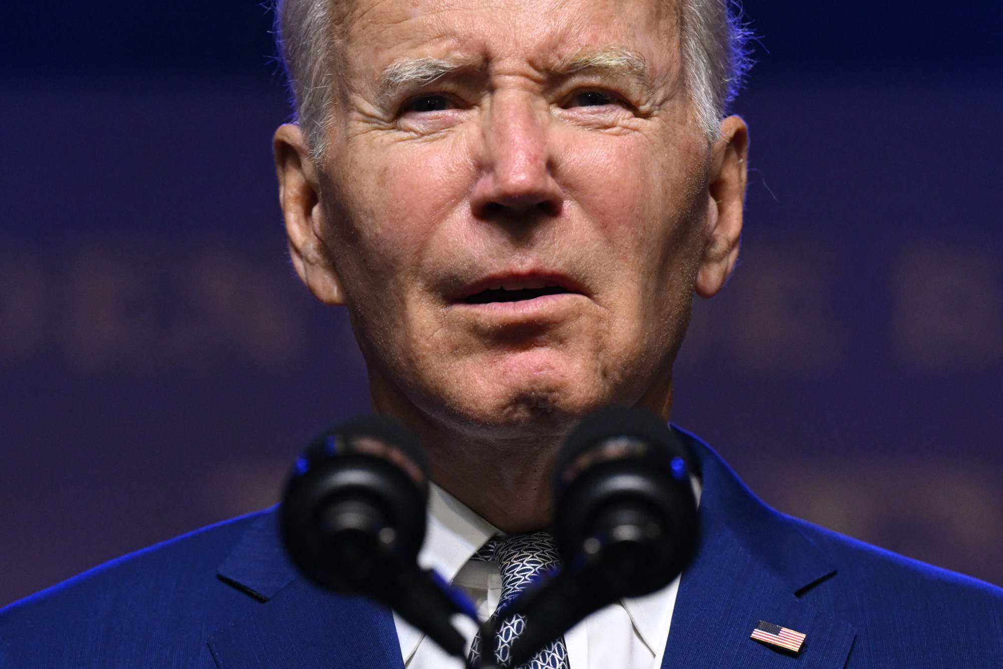 „Öreg vagyok, de tudom, mit csinálok”, mondta Joe Biden, majd Mexikó elnökének nevezte az egyiptomi elnököt