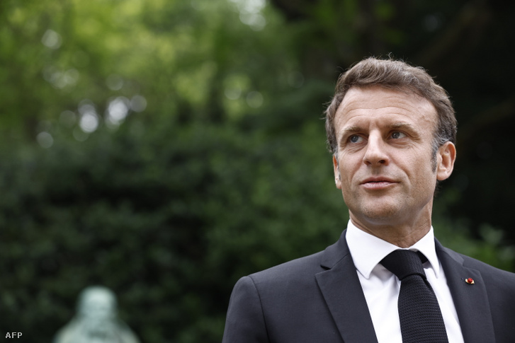 Macron bejelentette, hogy akkor sem mond le, ha pártja veszít az előrehozott választásokon is