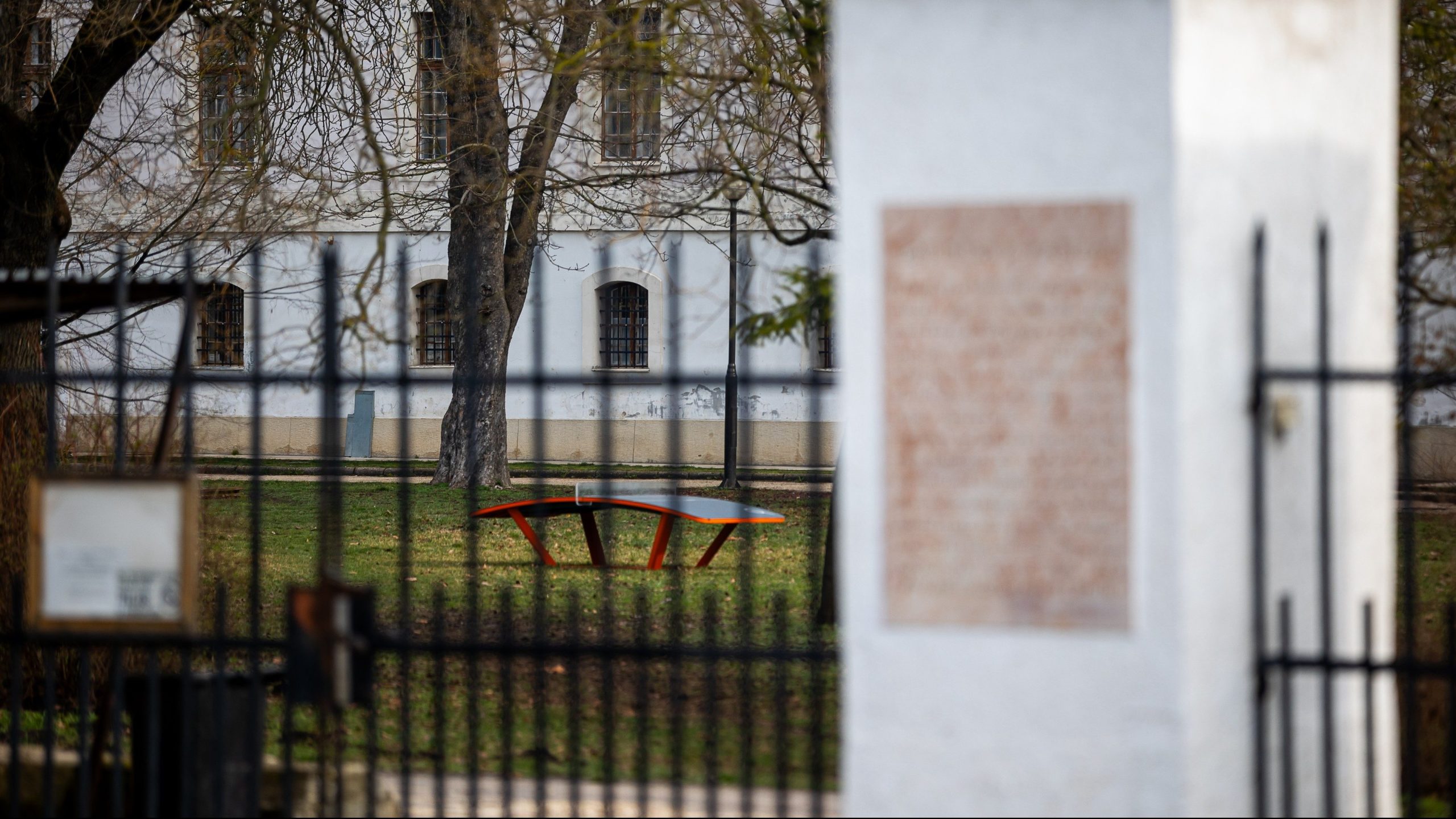 „Már 30 éve is tudta mindenki, hogy János bácsival vigyázni kell”