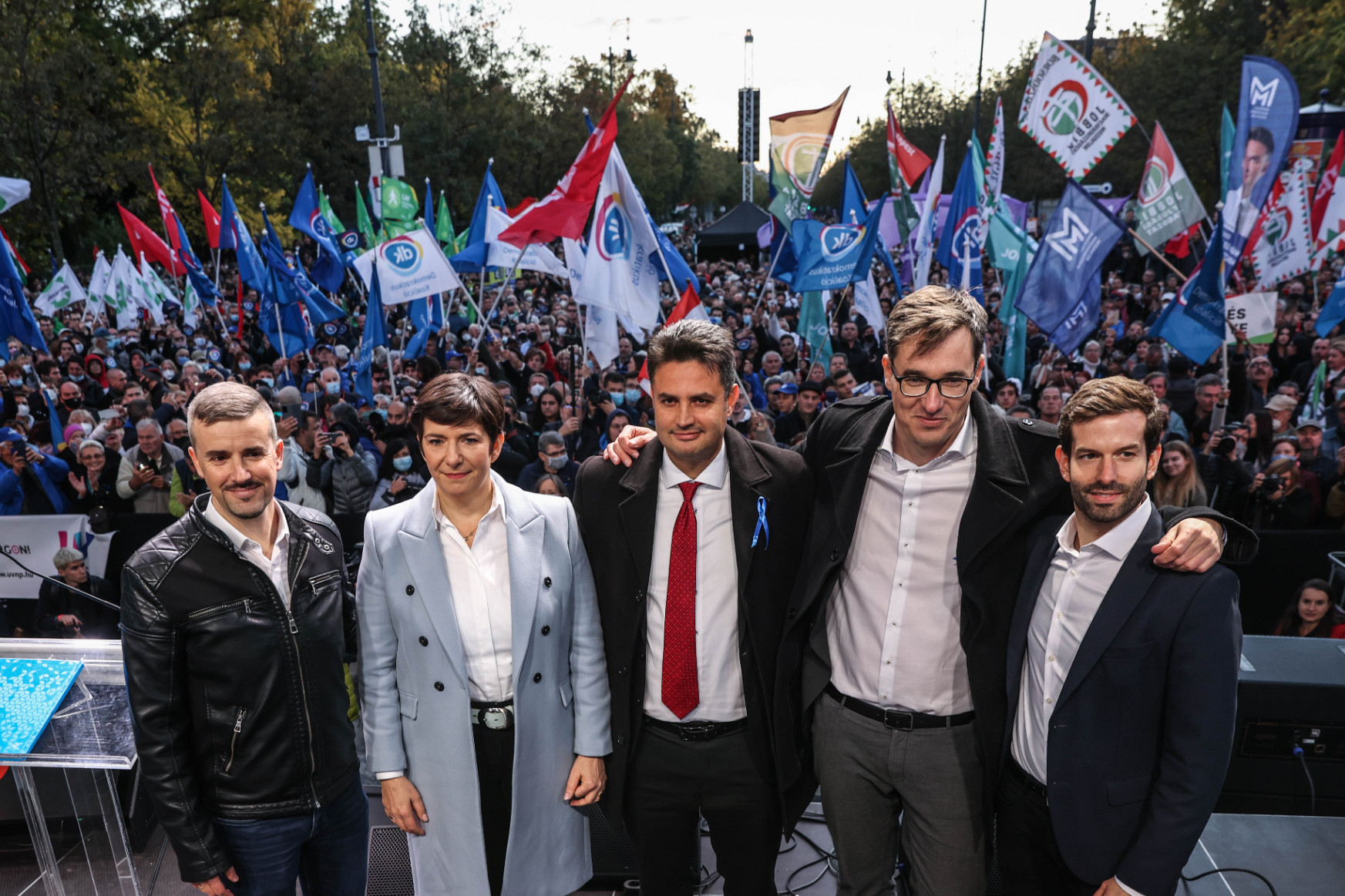 520 milliós büntetést szabott ki az ÁSZ az ellenzéki pártokra
