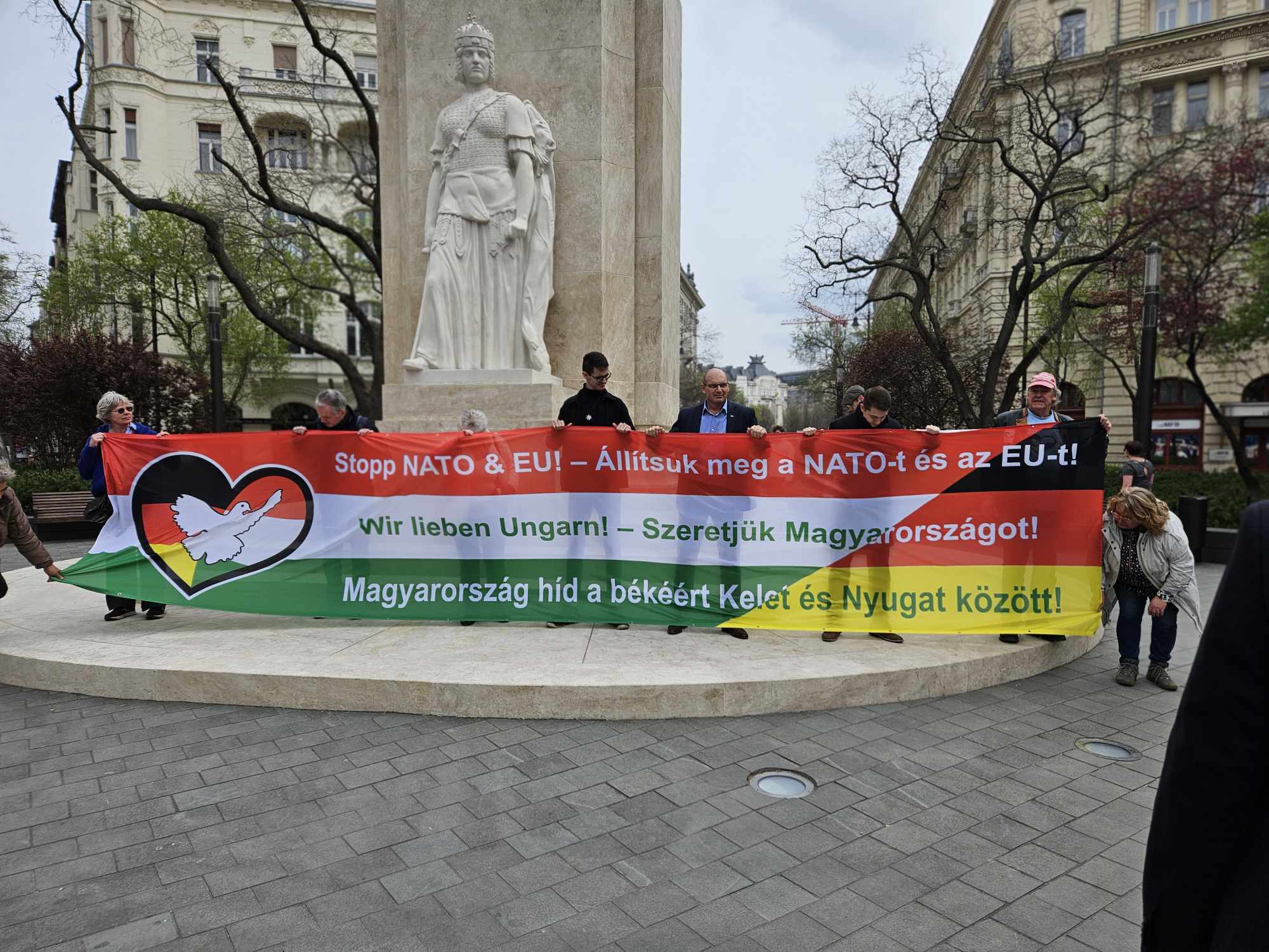 Szövetségben az AfD-vel