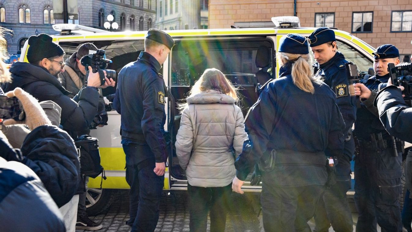 Elegük van a svéd rendőröknek Greta Thunbergből