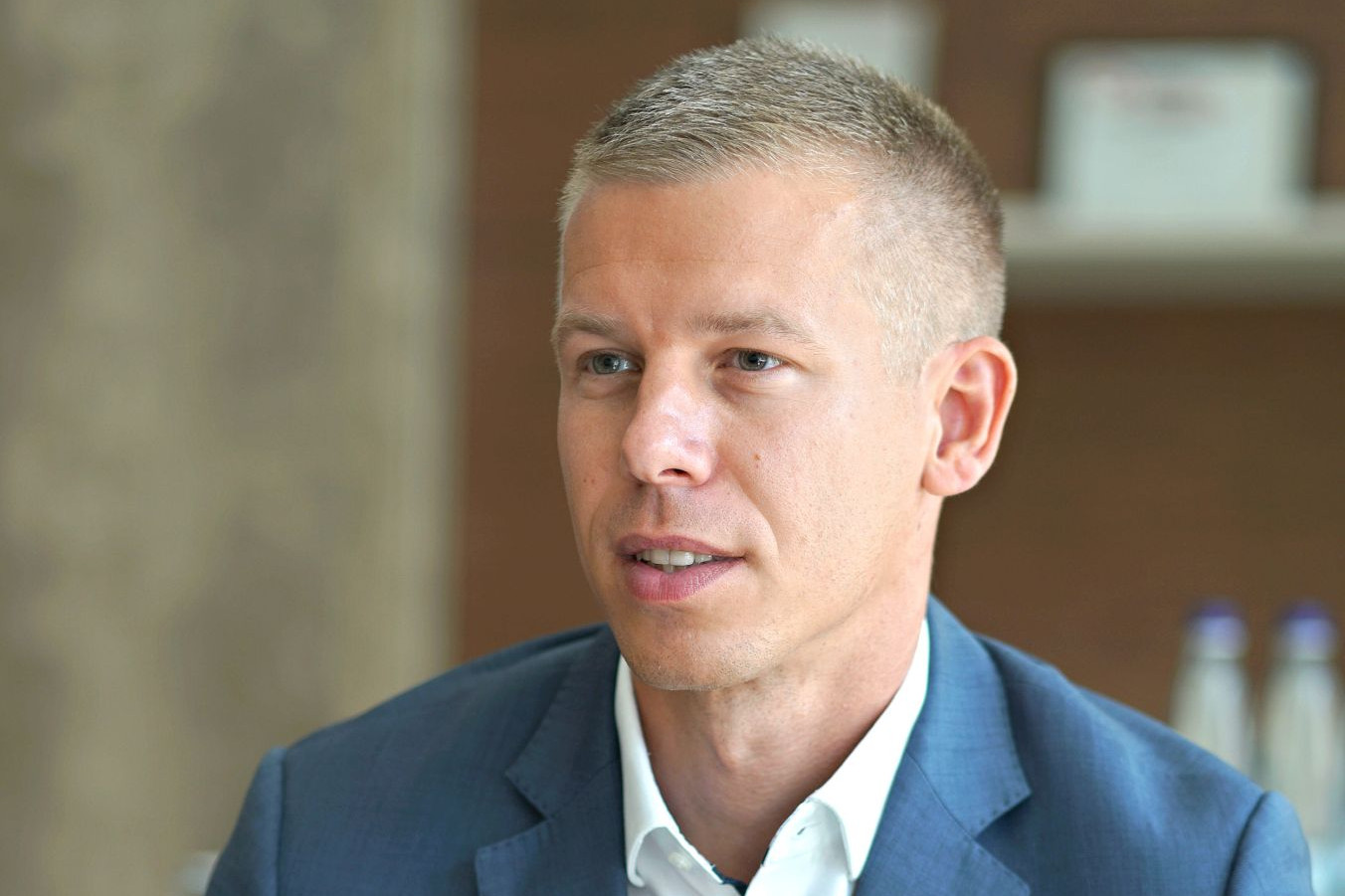 Magyar Péter kiröhögte a párkapcsolati erőszakról szóló filmet