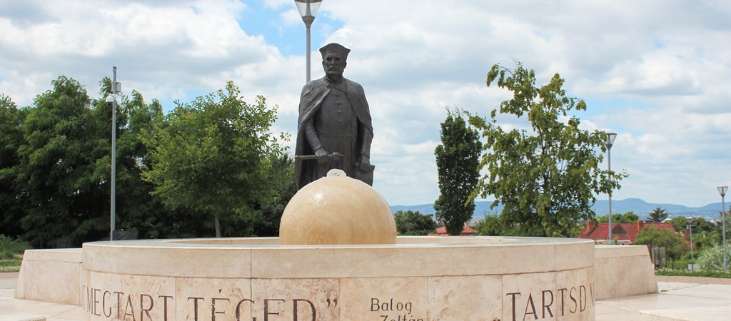Leszedetik Balog Zoltán nevét és idézetét a Reformátorok teréről