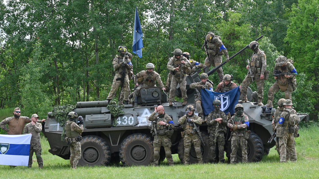 Három ukránpárti, orosz ellenzéki harcosokból álló fegyveres alakulat tört be kedden Oroszország Belgorod és Kurszk régióiba