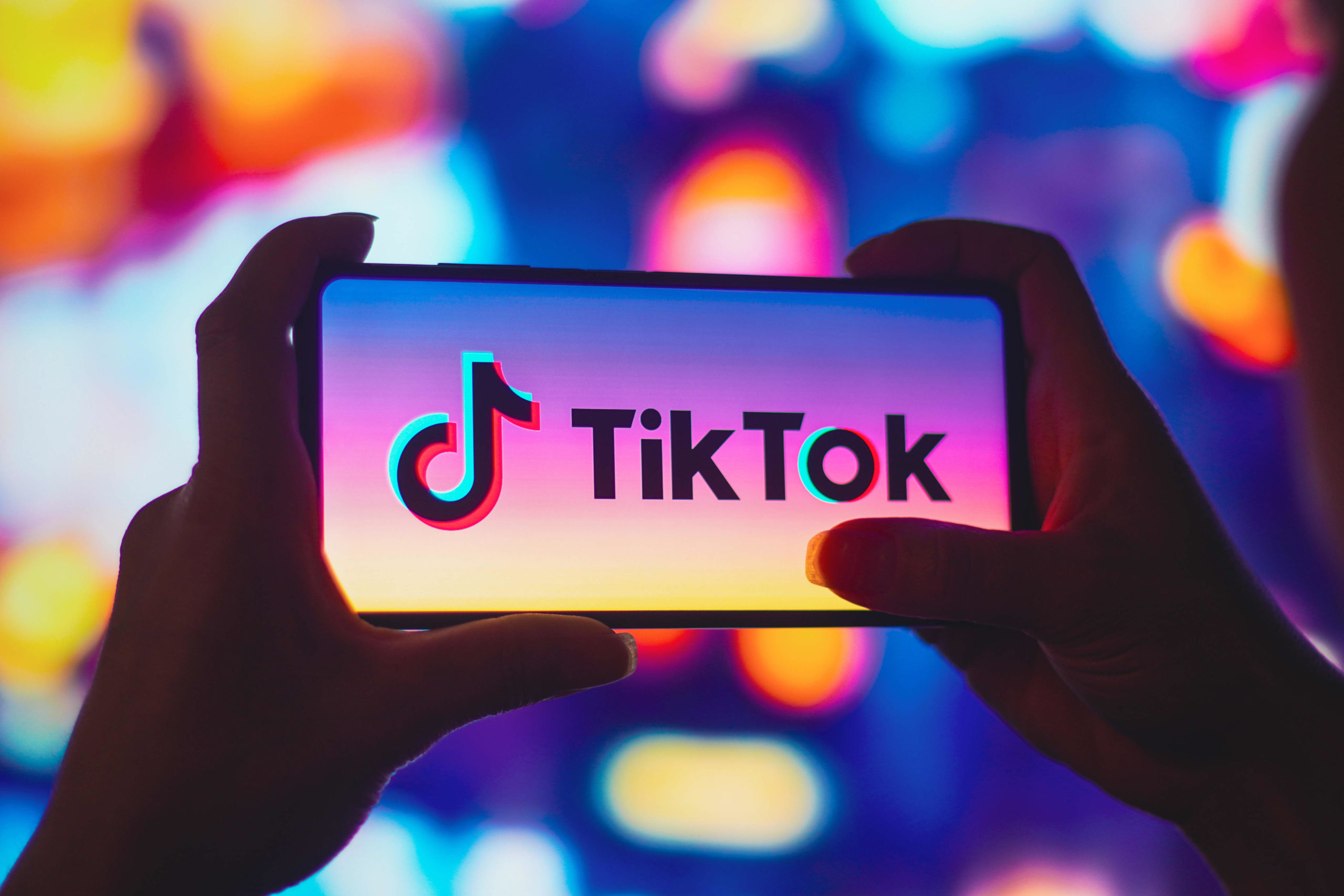 Meghalt egy 11 éves fiú egy egyre jobban terjedő TikTok-kihívás miatt
