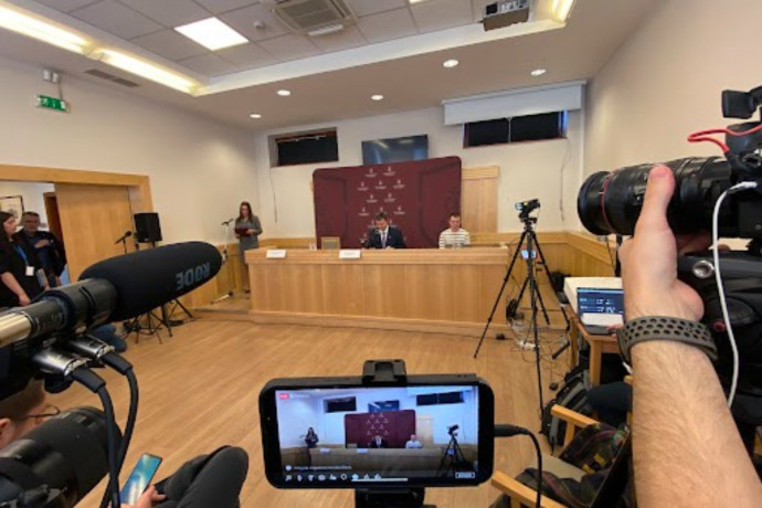 Szerdán Varga Juditot is kihallgatta tanúként az ügyészség – videóval