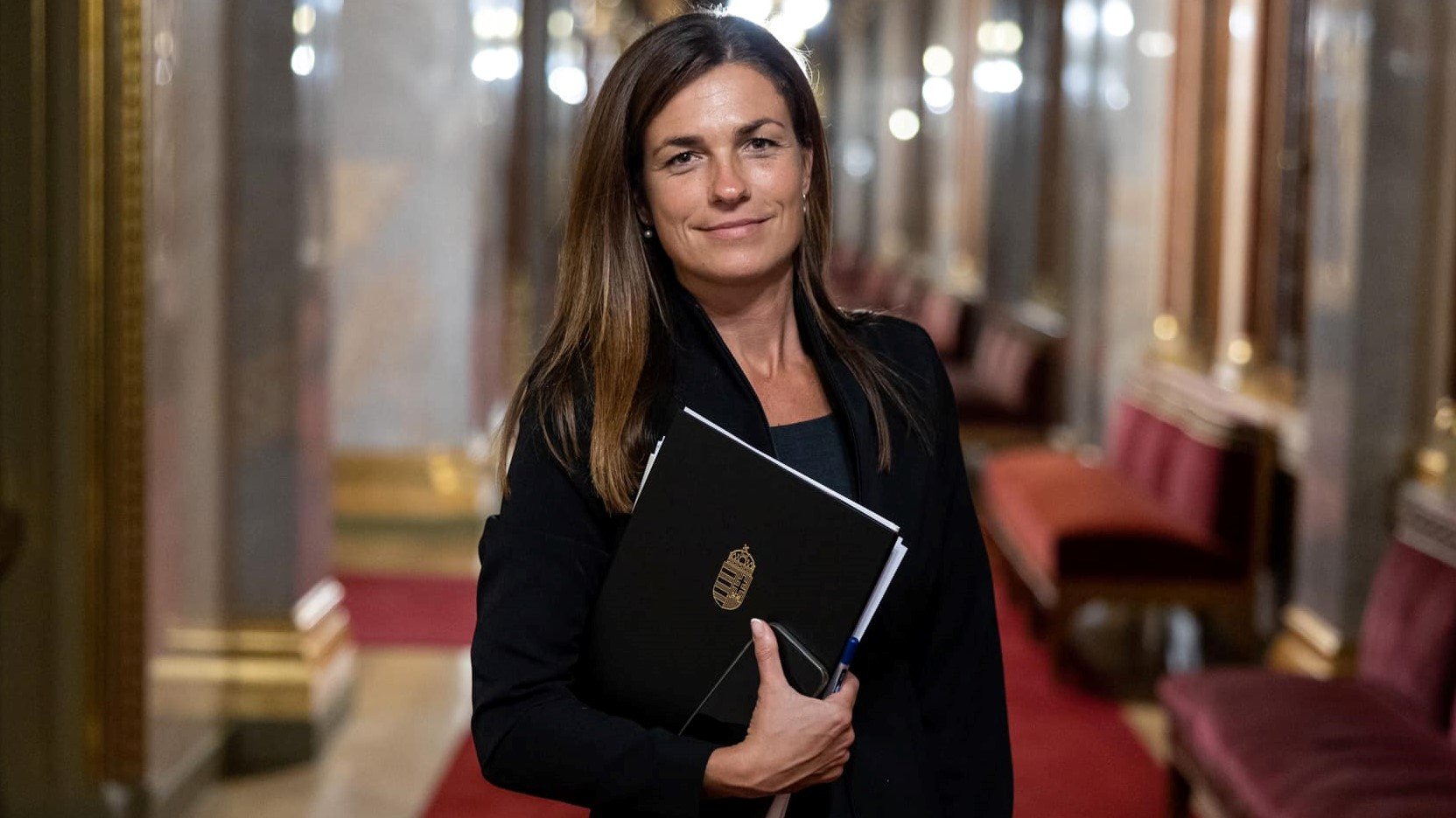 A Magyar Péter-szekta tagjai egy feleségabuzáló, narcisztikus pszichopatát éljeneznek