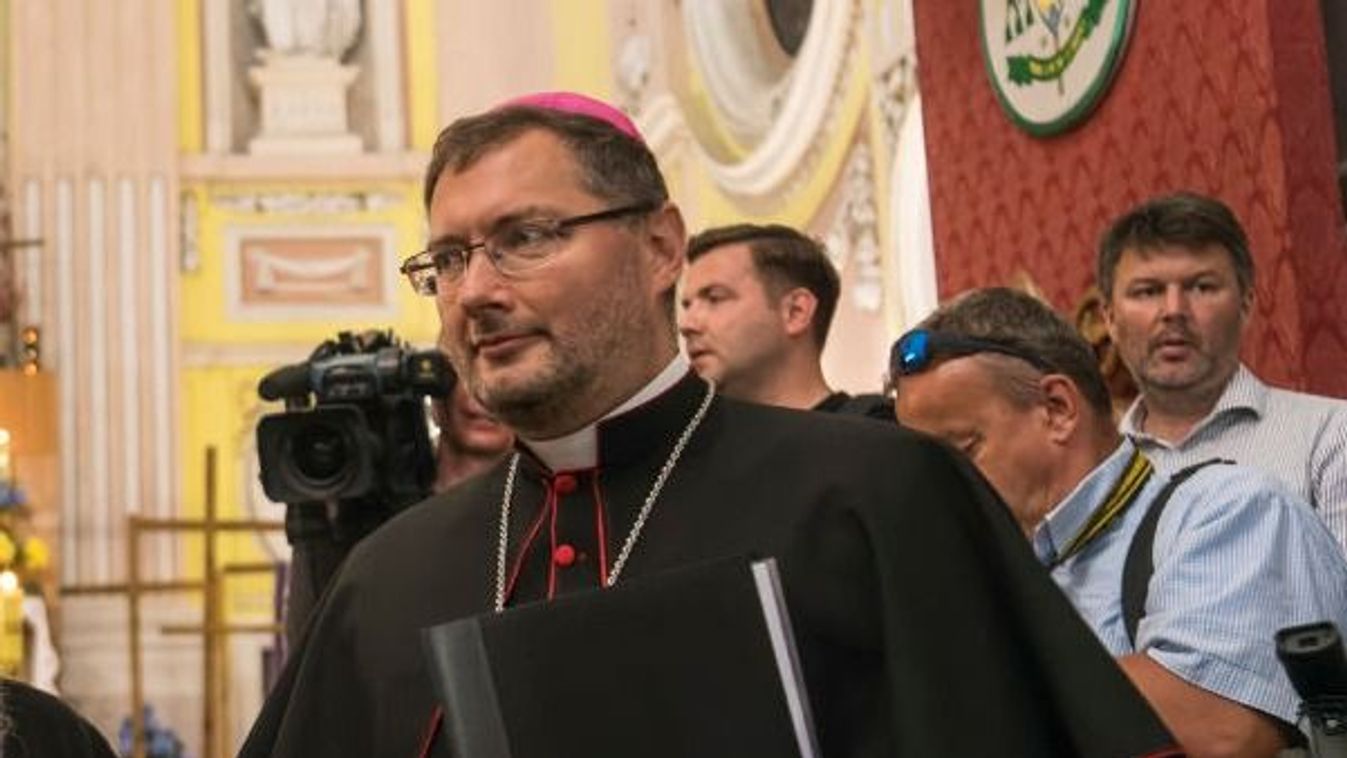 Kijev berendelte a vatikáni nagykövetet