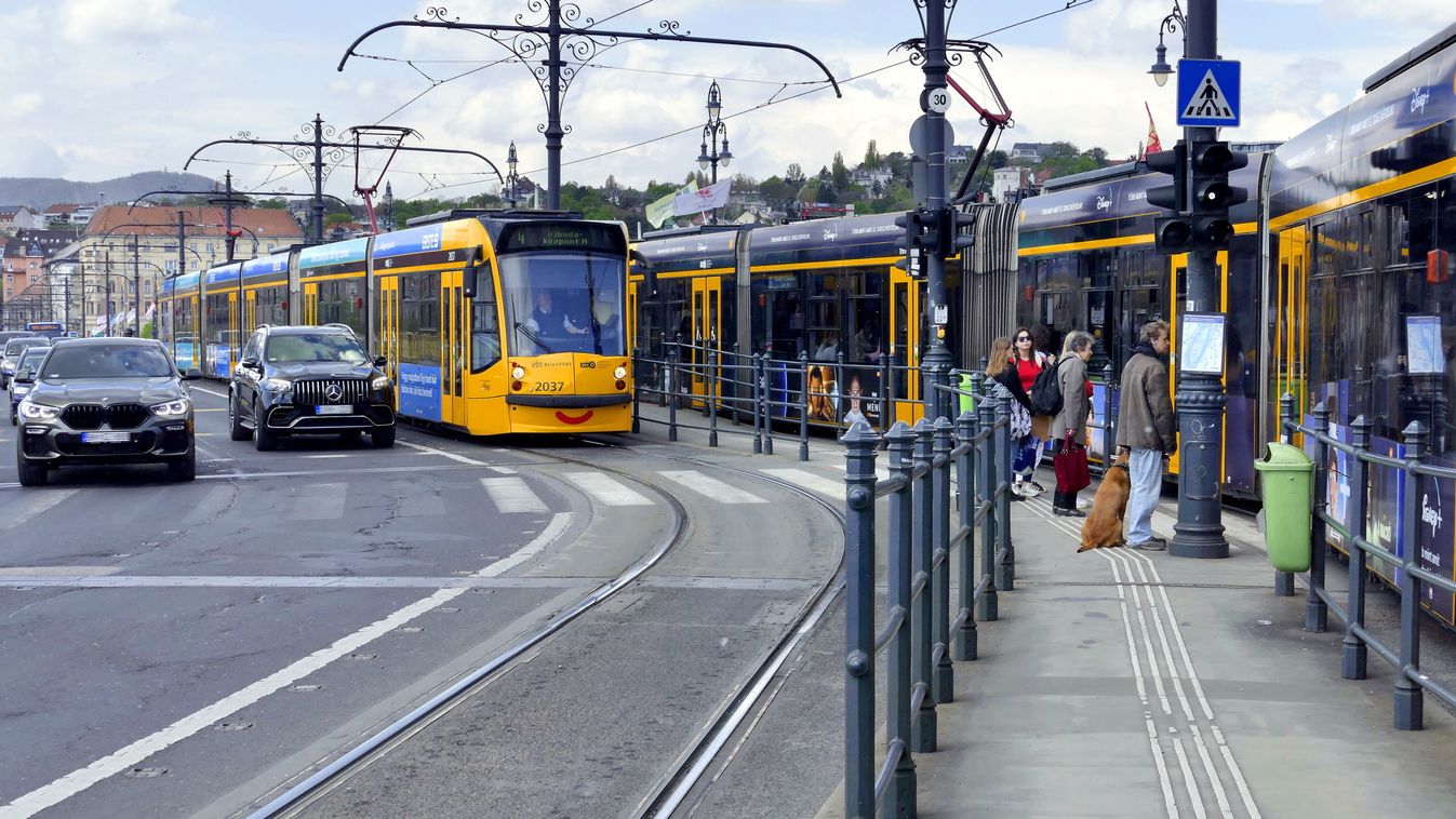 „Bűz, mocsok és kötekedő emberek” – vélemények a BKK járatairól