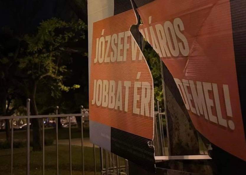 Jámbor „Plakátrongáló” András
