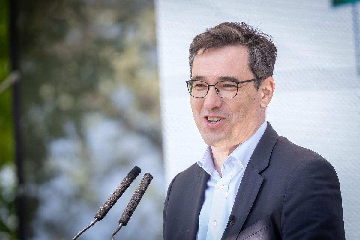 Karácsony most saját lakossági alszámlájára gyűjt mikroadományokat  – Videó