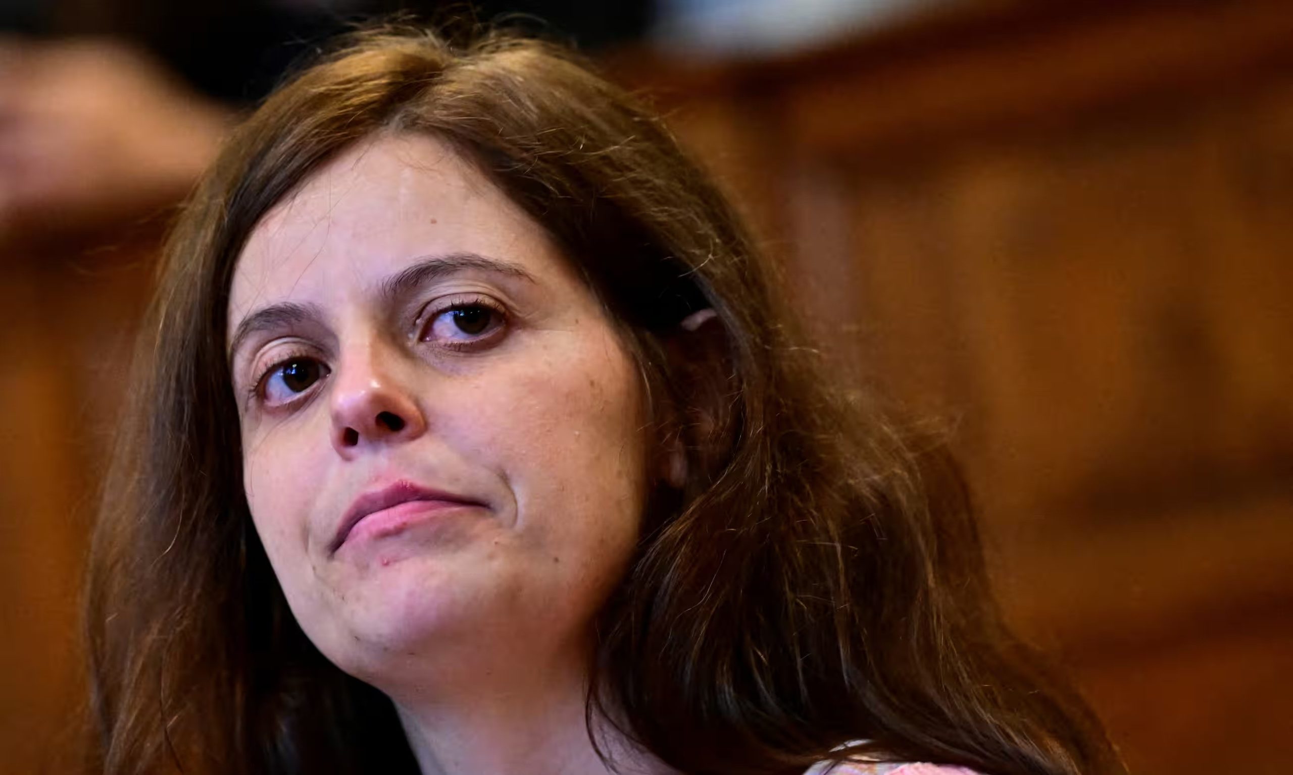 Az erőszakos antifa, Ilaria Salis foggal-körömmel ragaszkodik a mentelmi jogához