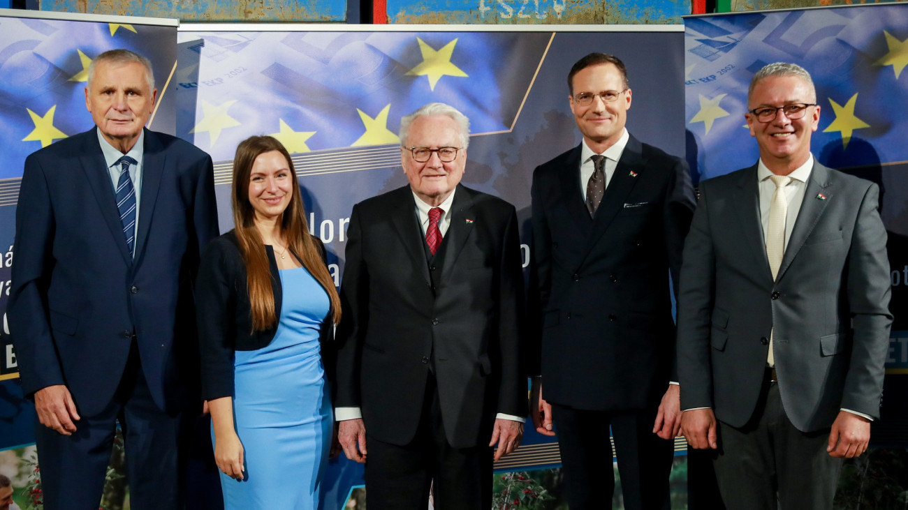 Teljes tisztújítást írtak ki a Jobbiknál