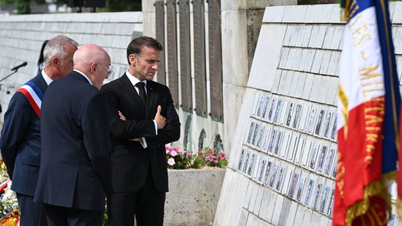 Macron francia polgárháborúval fenyeget