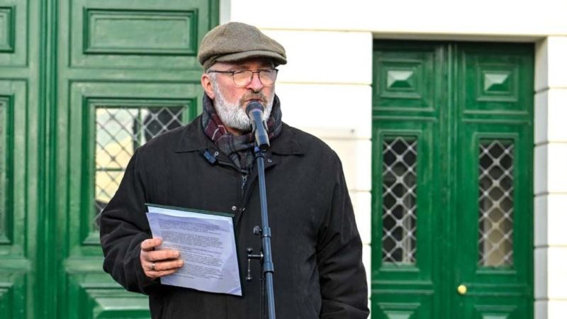 Külföldi pénzből és külföldi szavazatokkal emelték fel Pikó Andrást Józsefvárosban