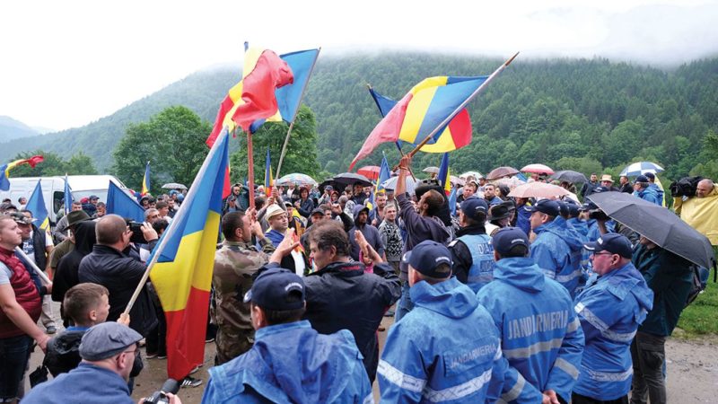Úzvölgyében ismét tomboltak a románok, Orbán Viktor is eszükbe jutott