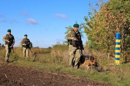 Ukrán határőrök lövéseket adtak le a Magyarországra menekülni próbáló csoportra