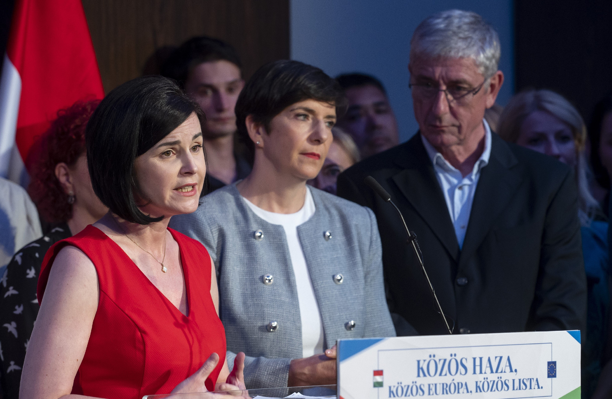 Az árnyékkormány munkája véget ér