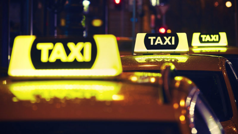 Így száguld a taxi – avagy legális gyorsulási verseny a fővárosban