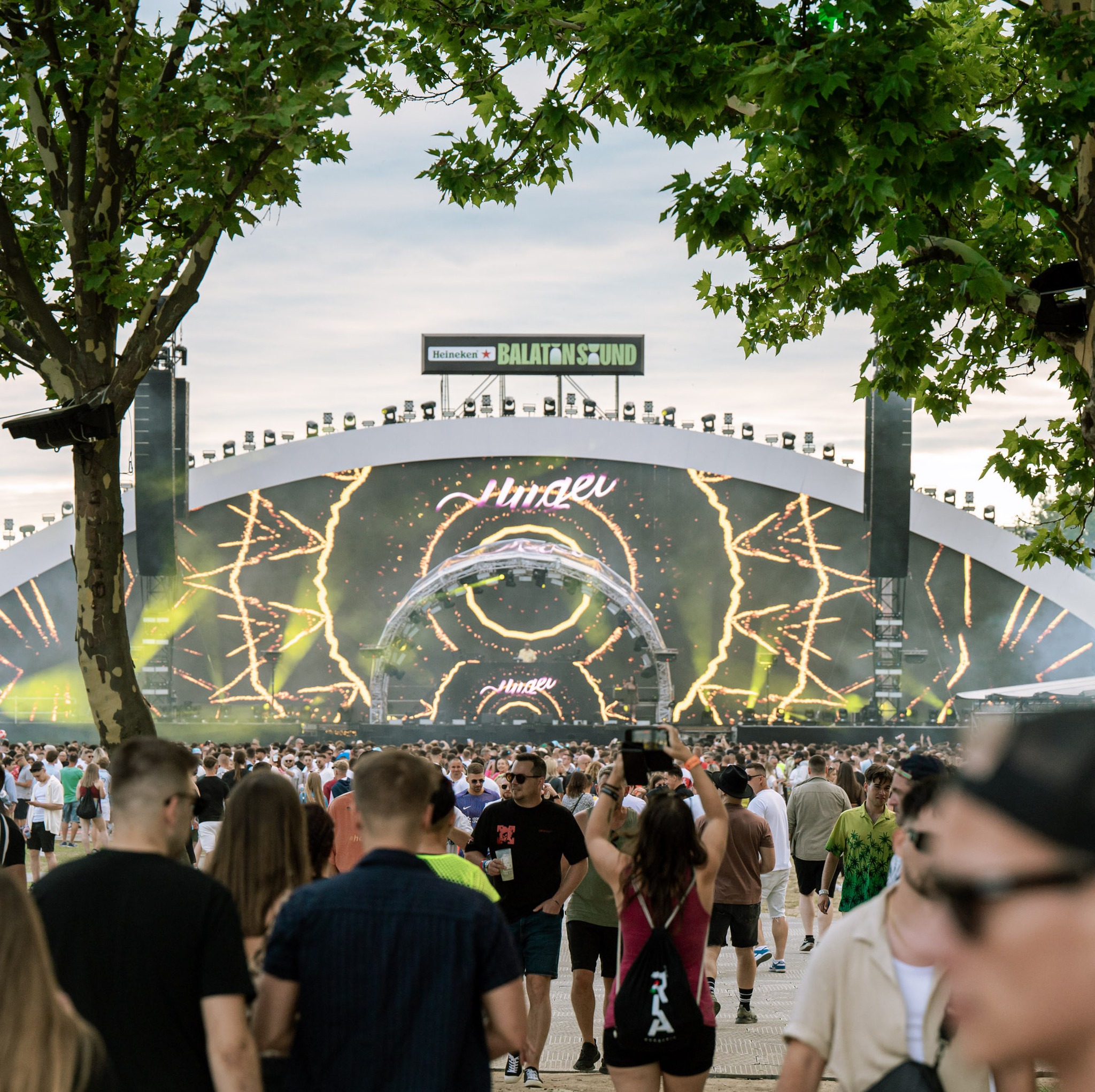 Mélyszegénység van – százezreket költenek a fiatalok a Balaton Soundon