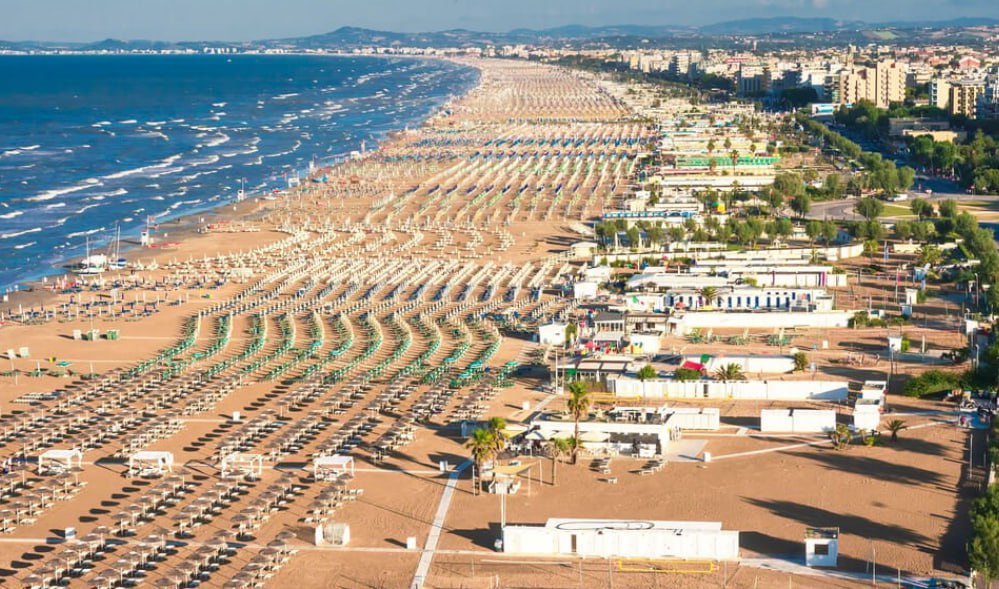 Két migráns Rimini egyik szállodájában erőszakolt meg egy svájci turistát