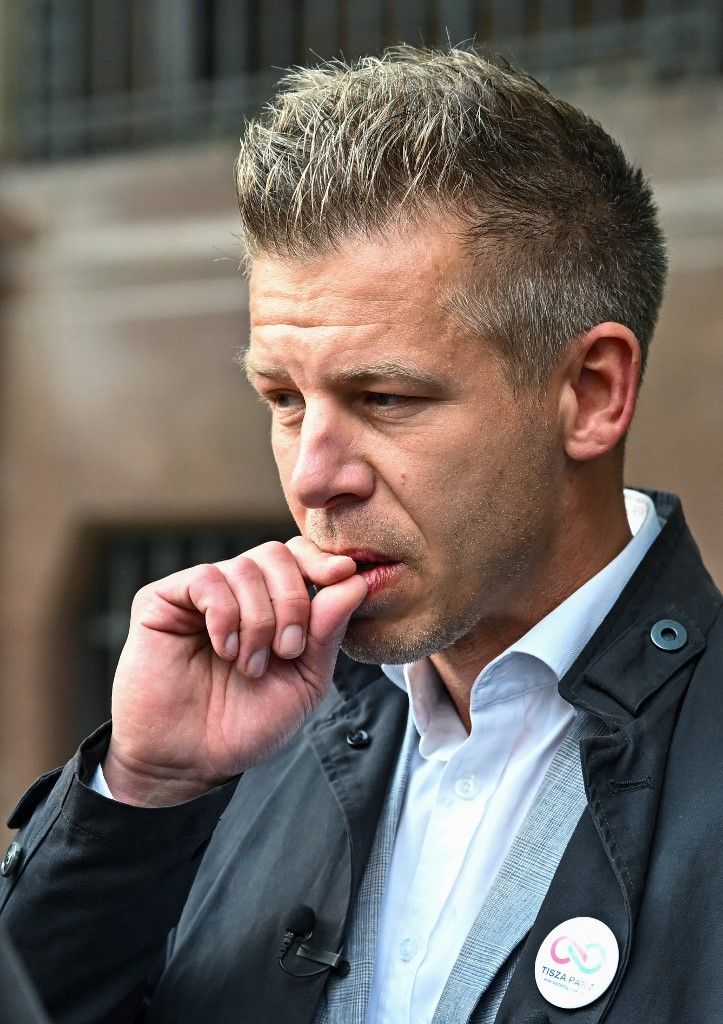 Feljelentést tettek Magyar Péter kórházi hecckampánya miatt