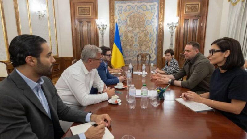 Soros fia Kijevben tárgyalt